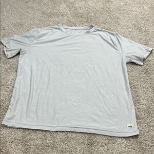 Men’s Vuori shirt